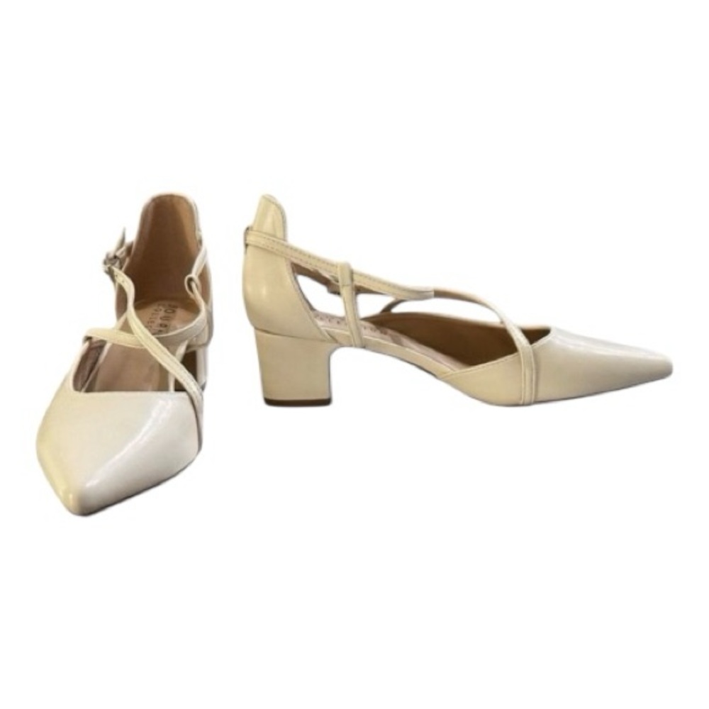 Journee Collection Galvinn Bone Pointed Toe Strappy Block Heel Pump 6.5 NWOT